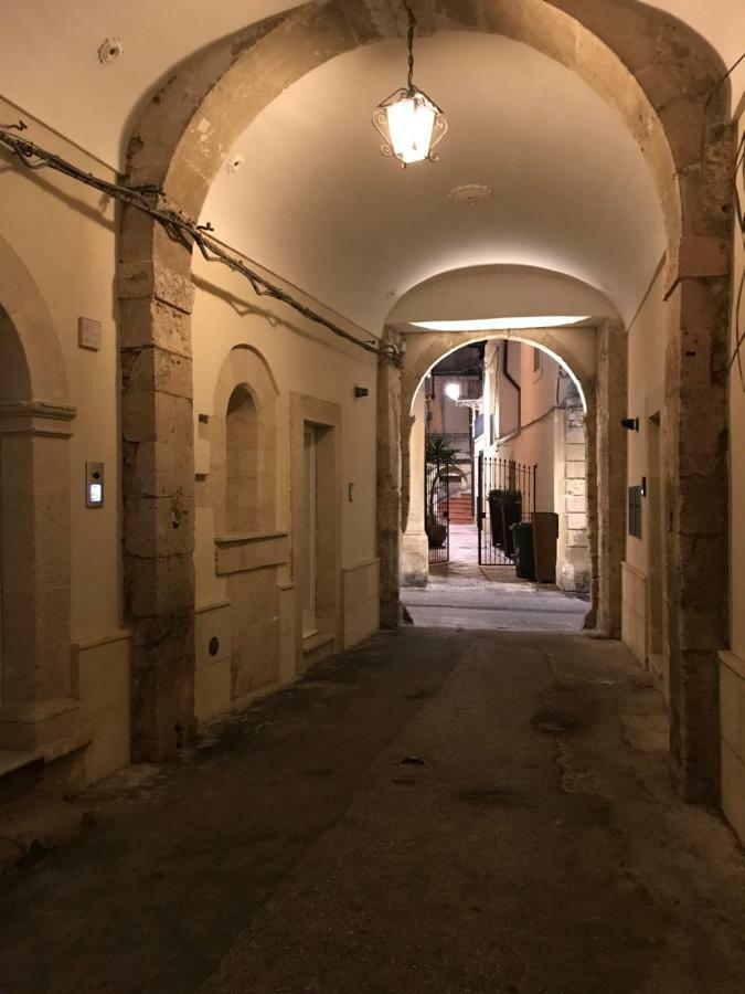 Le Stanze Di Carlo Apartamento Syracuse Exterior foto
