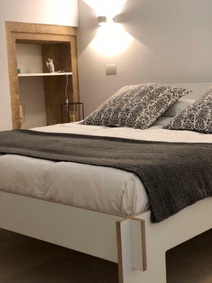 Le Stanze Di Carlo Apartamento Syracuse Exterior foto